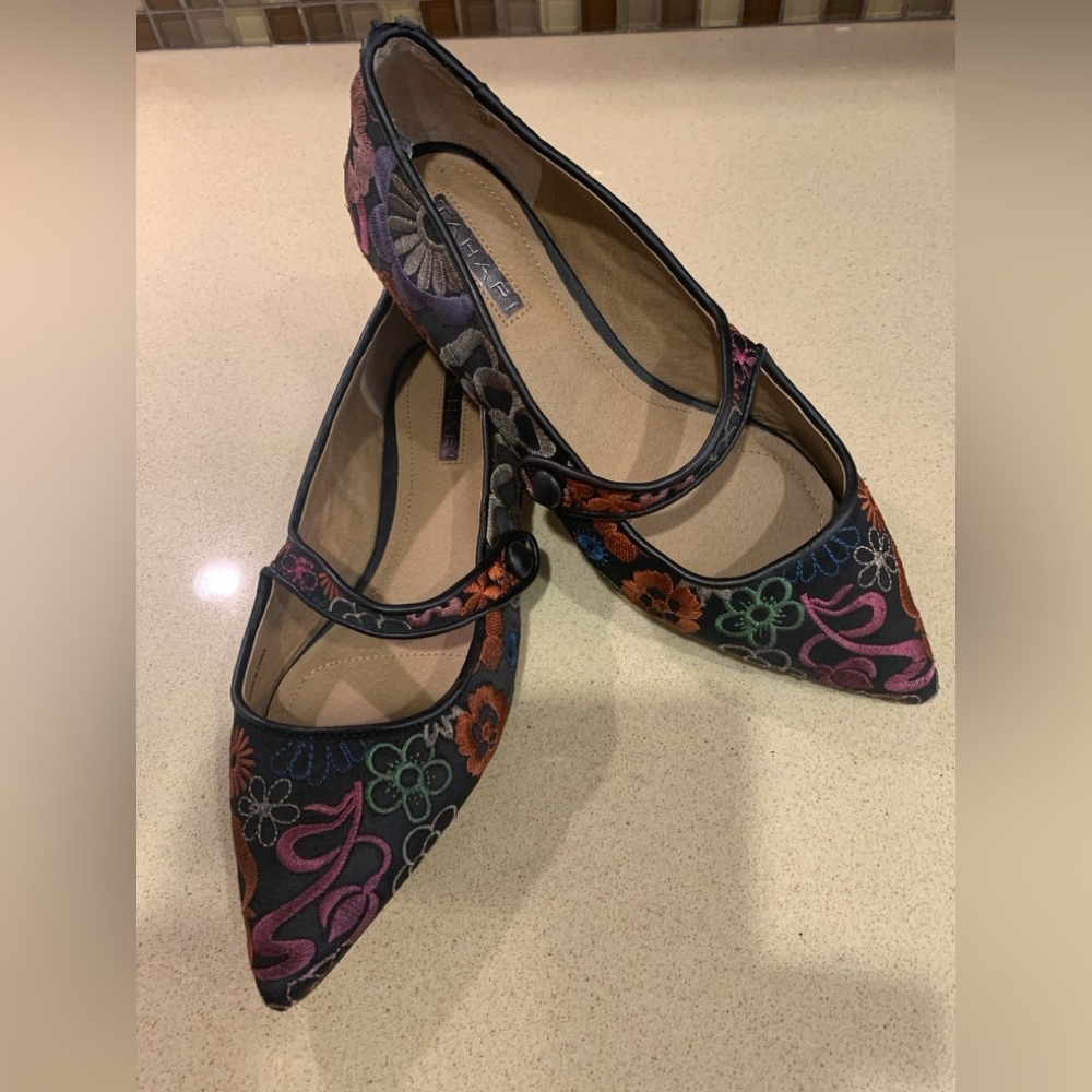 TAHARI  Floral Embroidered Leather Flats